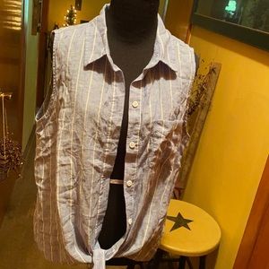 Cute sleeveless blouse